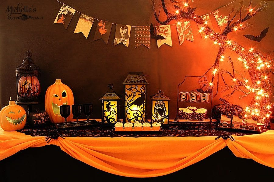 Halloween Party in collaboration with Marine Soc